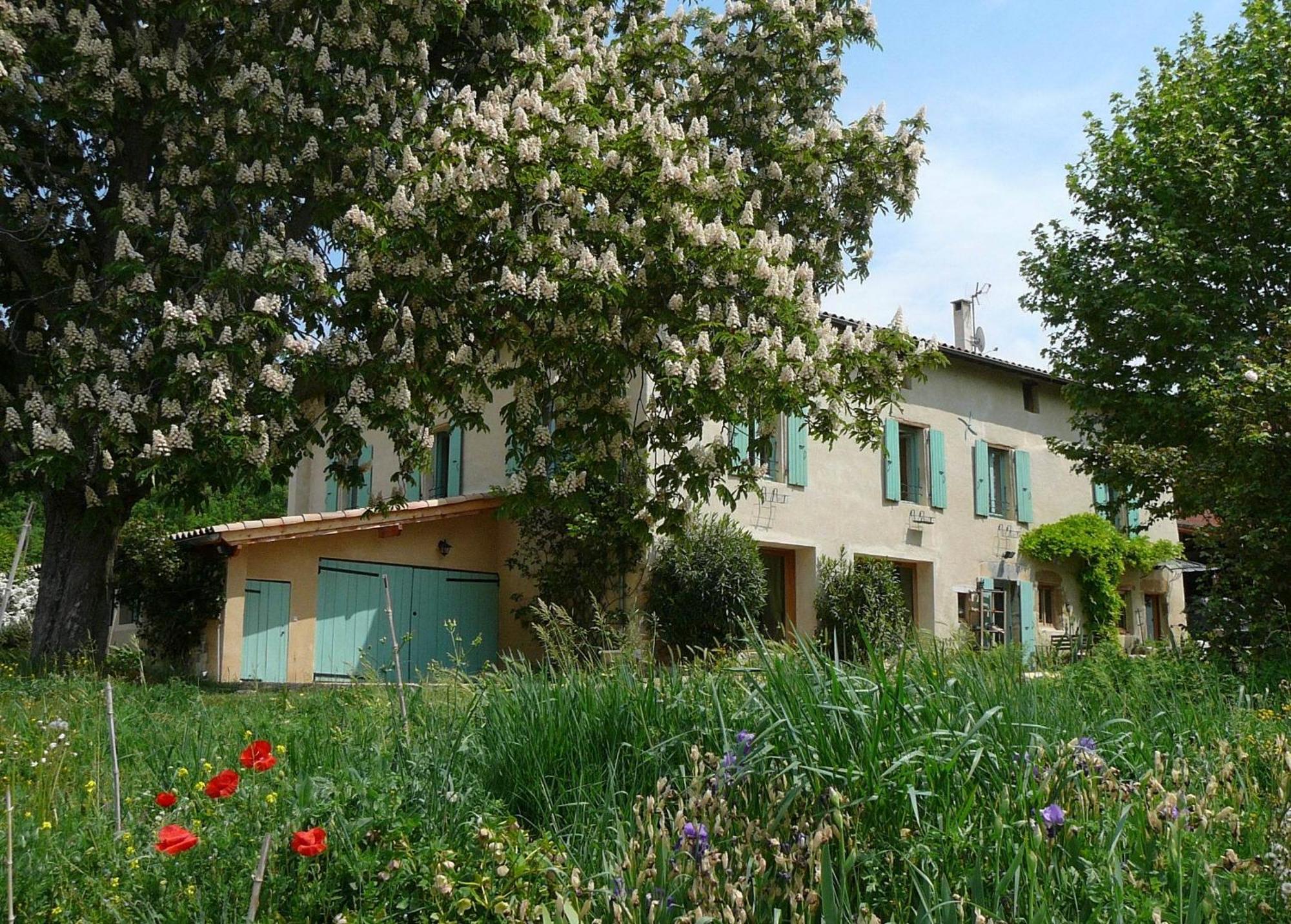 La Source, Vegetarian Guest House Chabeuil Exteriér fotografie